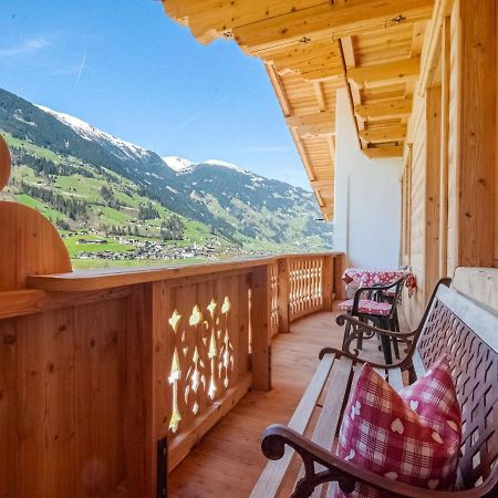 Beautiful Apartment In Ramsau With Balcony Ramsau im Zillertal Luaran gambar