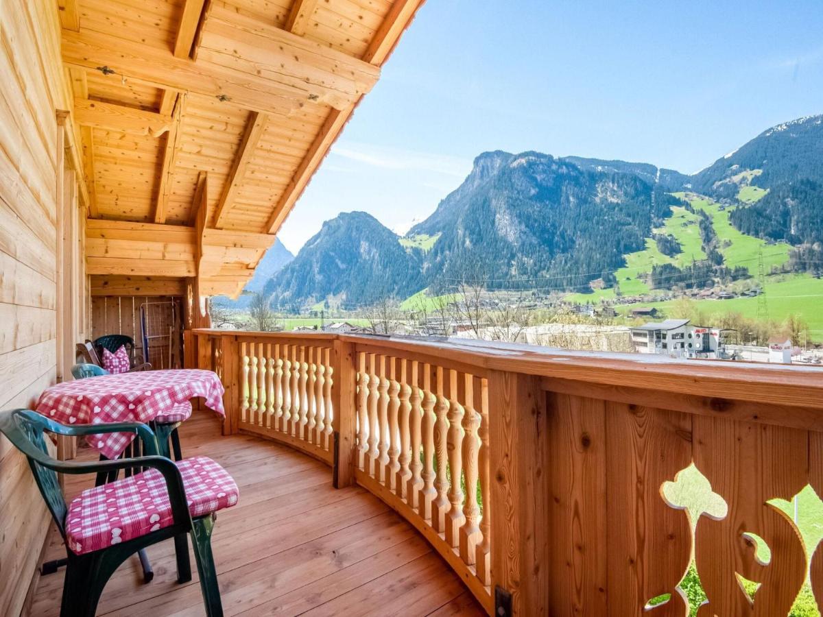 Beautiful Apartment In Ramsau With Balcony Ramsau im Zillertal Luaran gambar